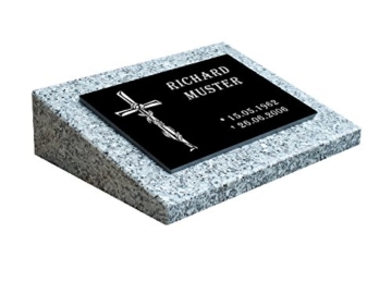 Grabsteine für Urnengräber